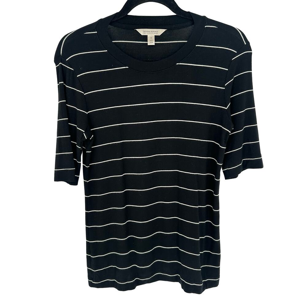 Banana Republic Women's XS Black White Striped Tee Short Sleeve Nautical Minimal